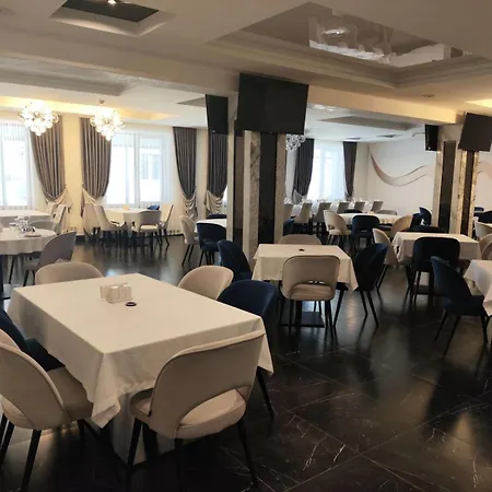 готель-ресторан Vertex Tyachiv