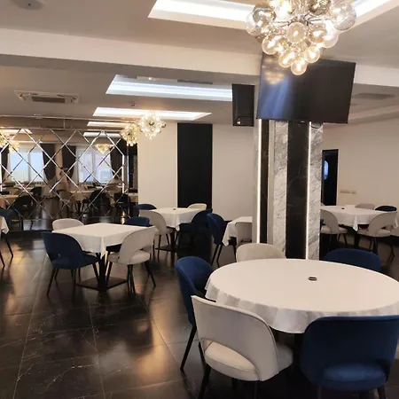 готель-ресторан Vertex Hotel Tyachiv