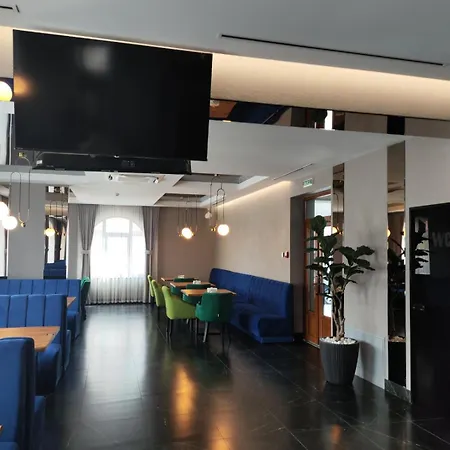 готель-ресторан Vertex *