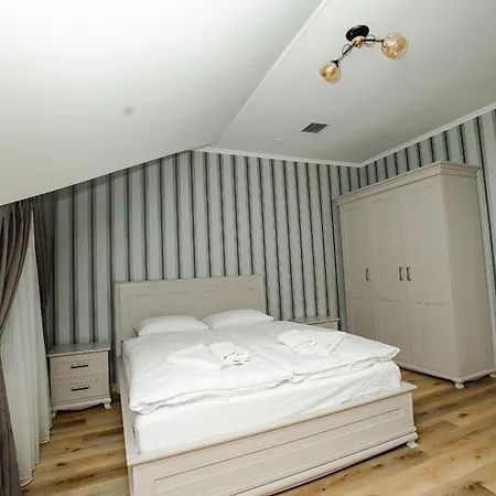 Szálloda готель-ресторан Vertex *