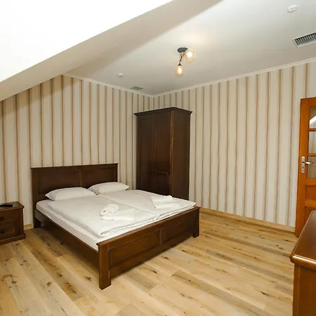 Szálloda готель-ресторан Vertex *