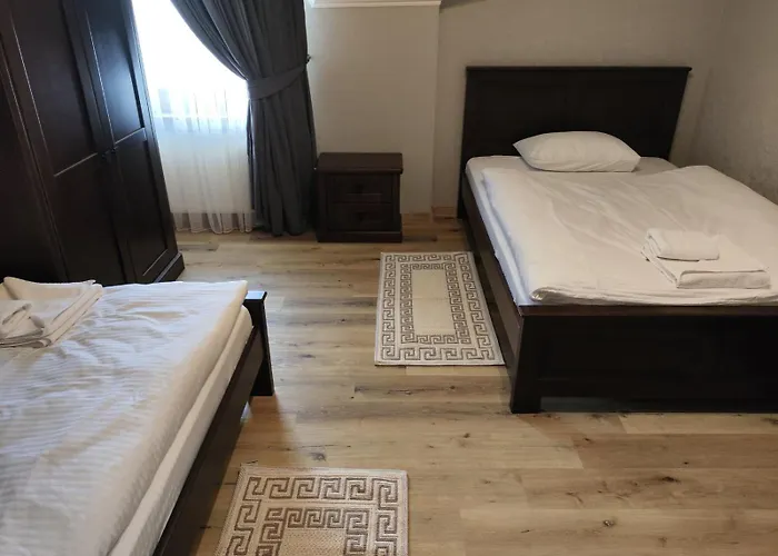 Hotel готель-ресторан Vertex Tyachiv